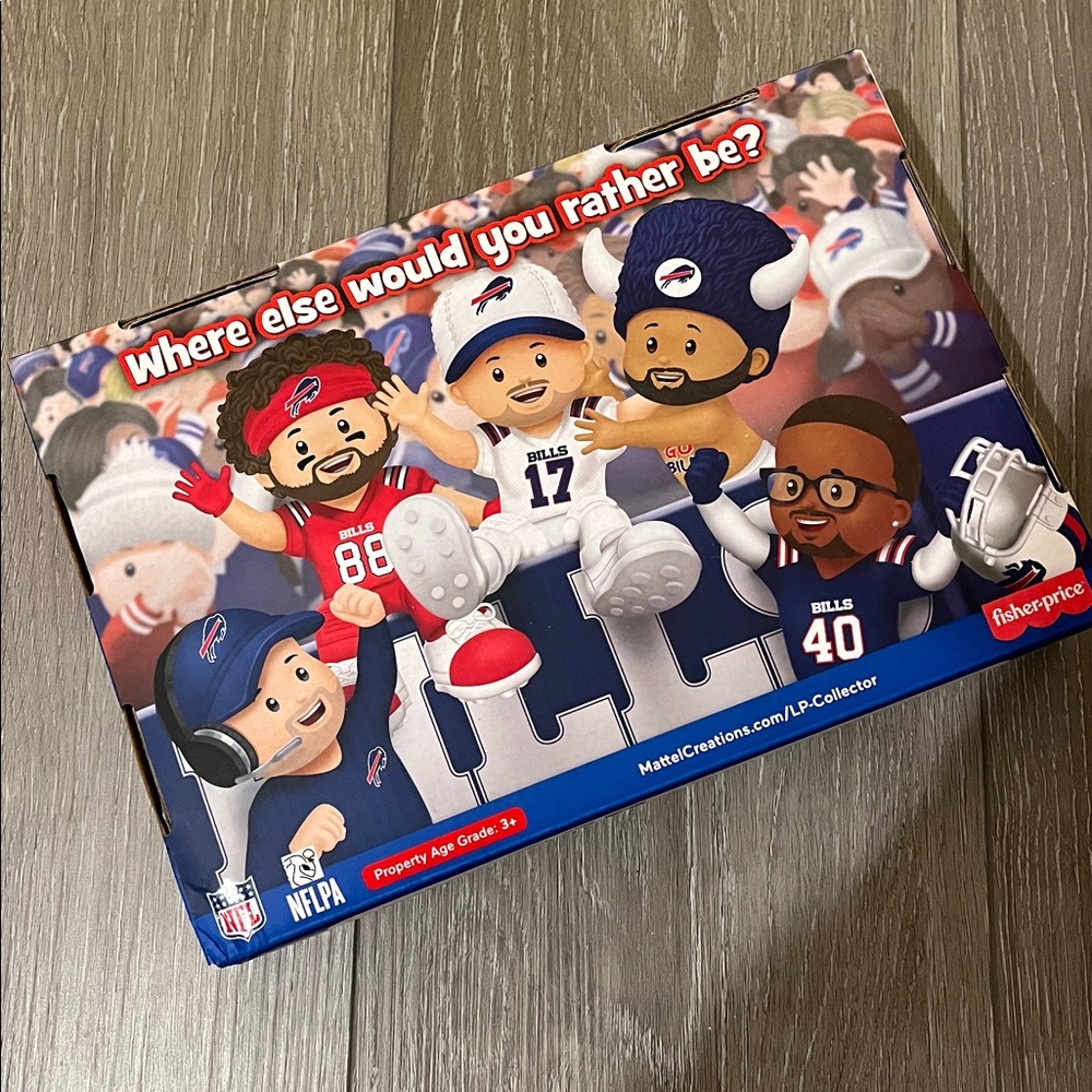 2023 Fisher-Price Little People Collector Buffalo Bills figure set - Picture 5 of 7